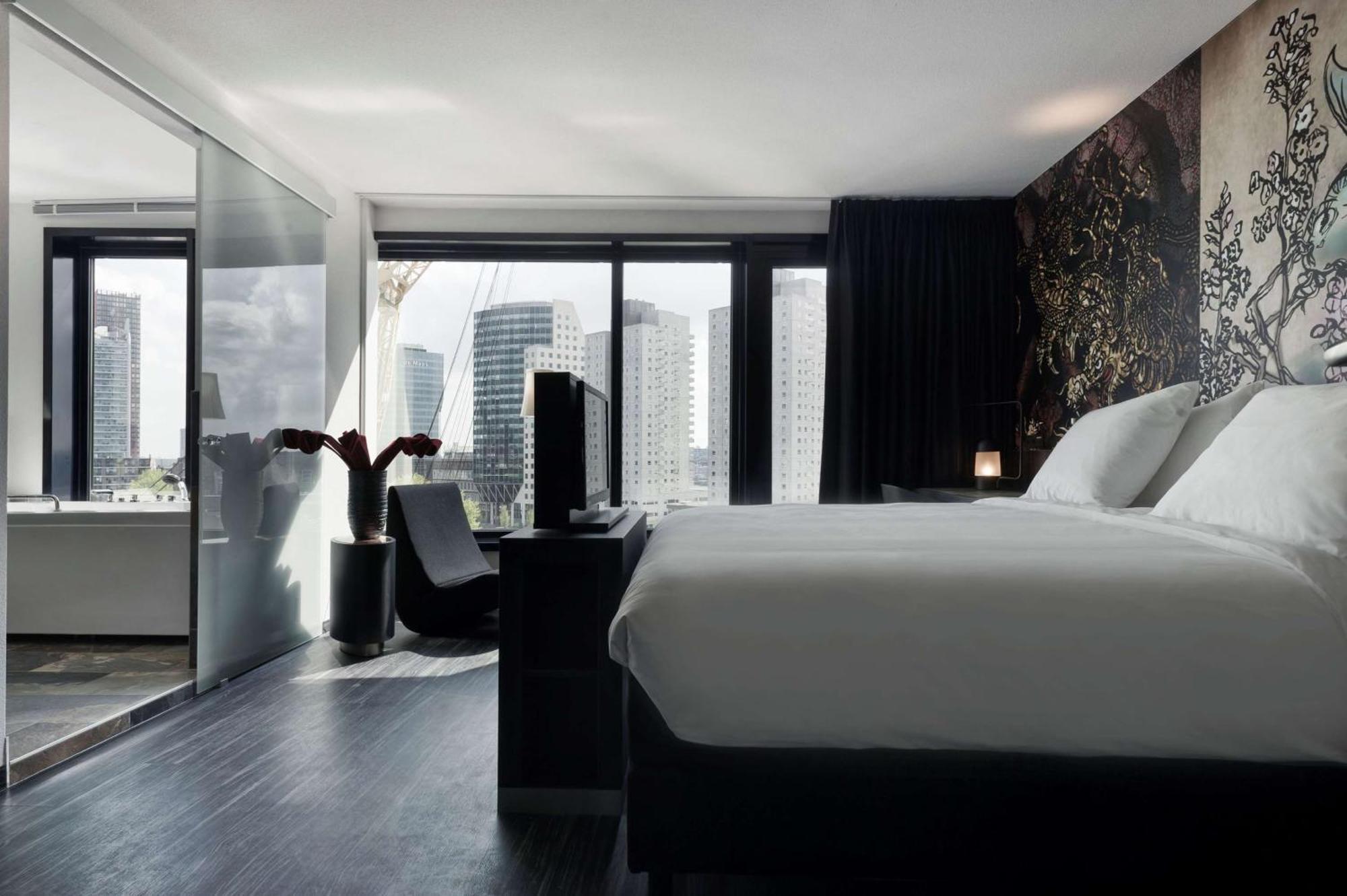 Mainport Hotel Rotterdam, A Hilton Affiliate Hotel Экстерьер фото